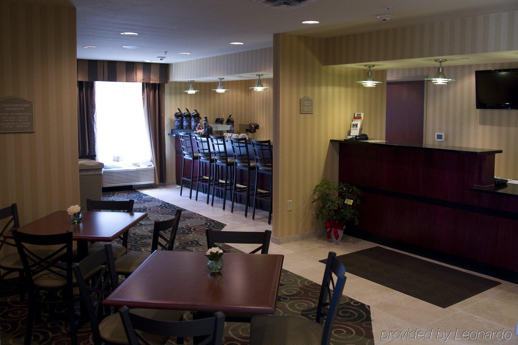 Cobblestone Inn & Suites - Vinton, Ia Restoran fotoğraf