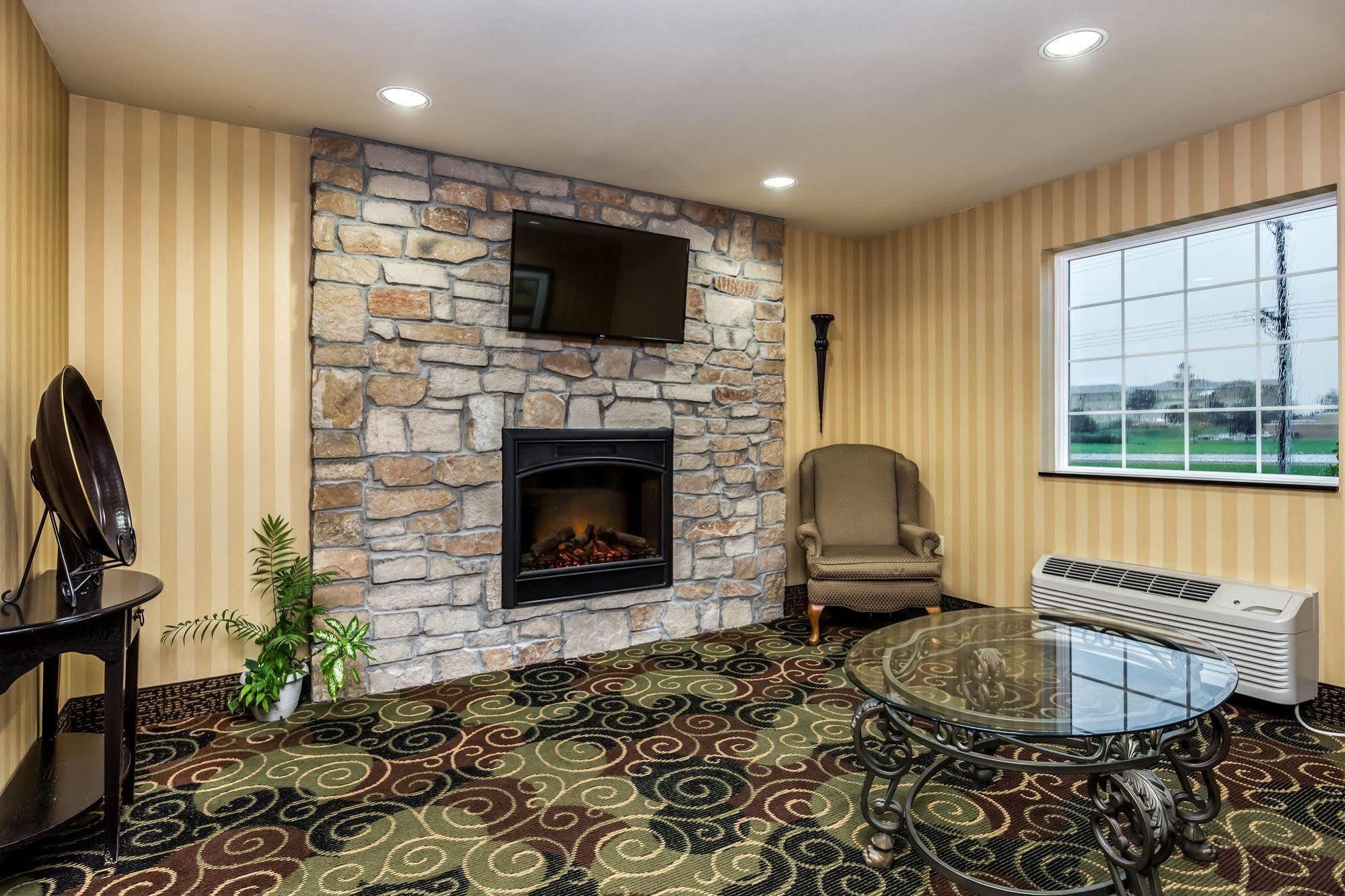 Cobblestone Inn & Suites - Vinton, Ia Dış mekan fotoğraf